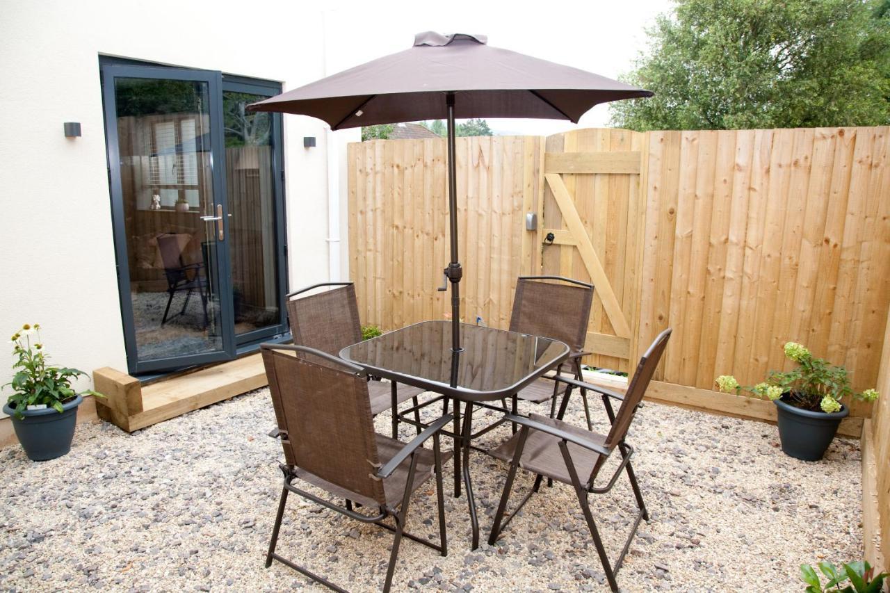 Little Elm - Luxury Home From Home, Free Parking, 30-40 Mins Walk From Bath City Centre Exterior photo